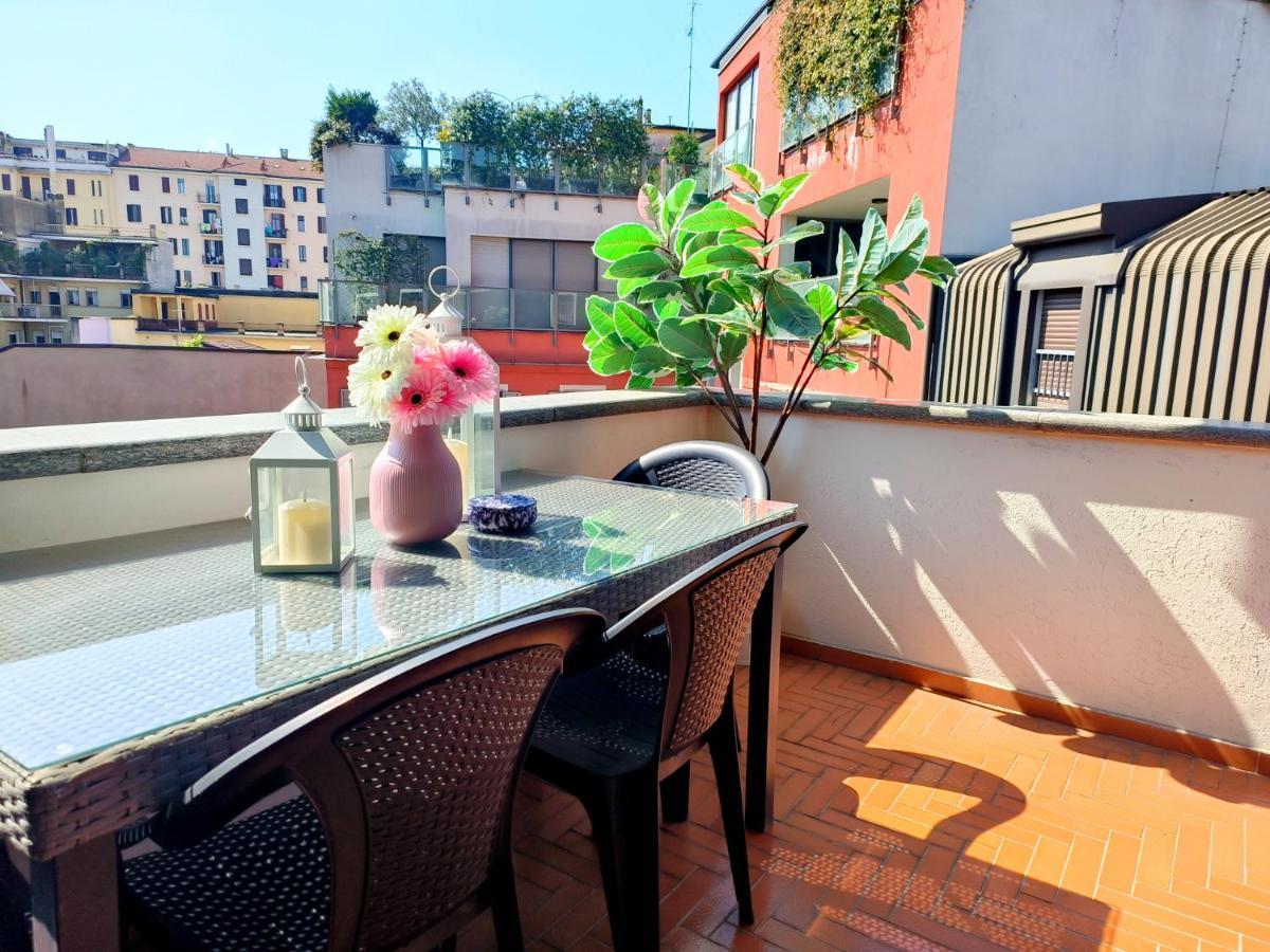 Exclusive And Unobtainable Big Terrace In Milano Downtown With Ac, Wifi, Subway M1 And M2 In Shopping Area Apartment ภายนอก รูปภาพ